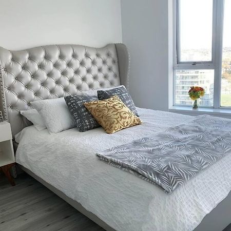 Ferienwohnung Downtown 3Br/2Ba+Views+Skytrain+Free Parking Vancouver Exterior foto